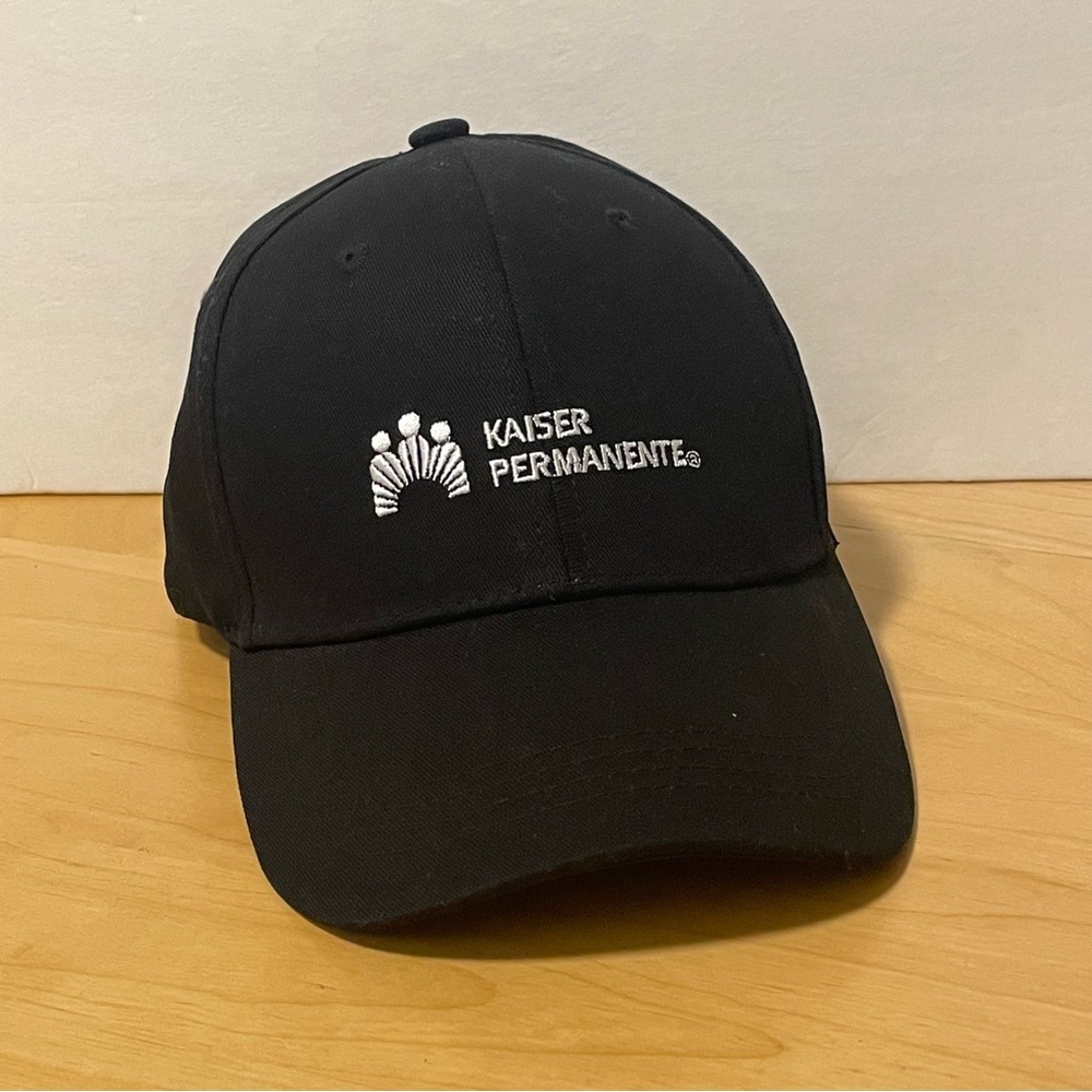 KAISER PERMANENTE Logo Baseball Cap in Black